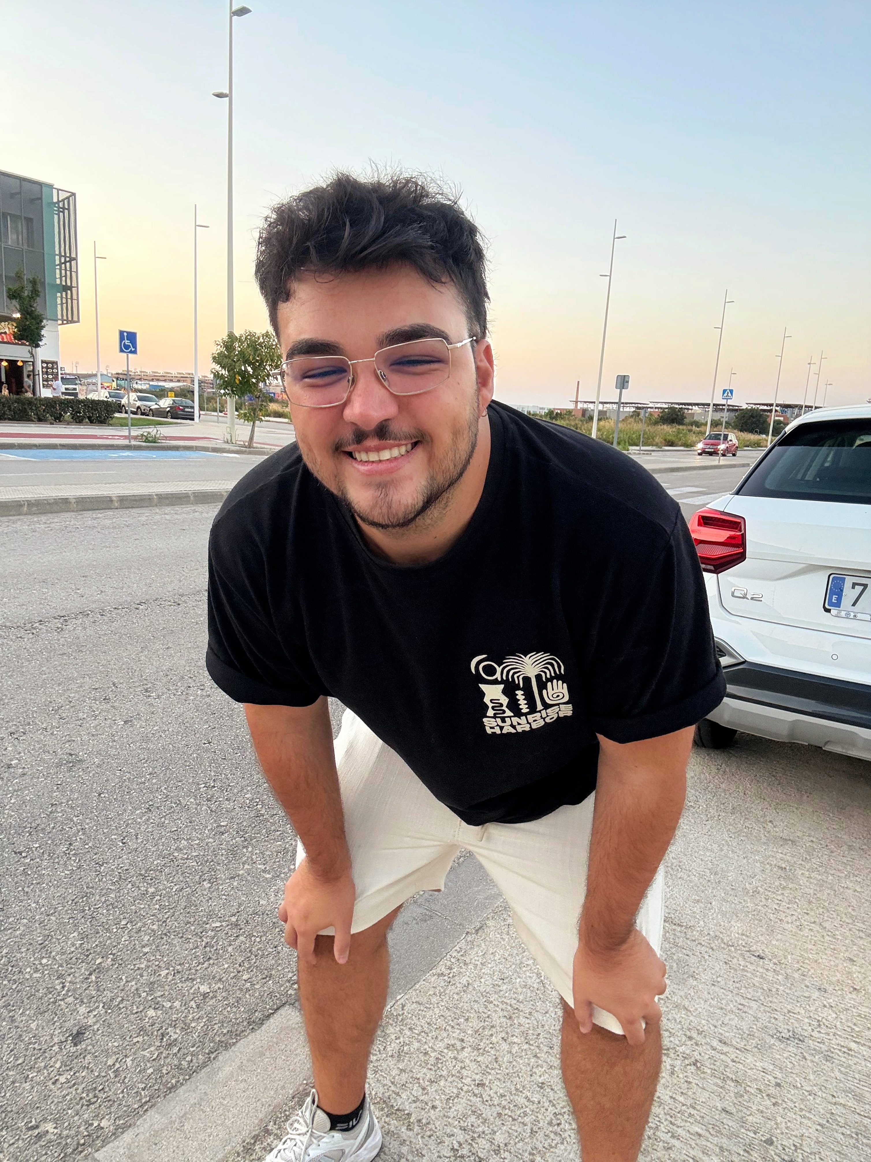 Adrián Pérez smiling outdoors